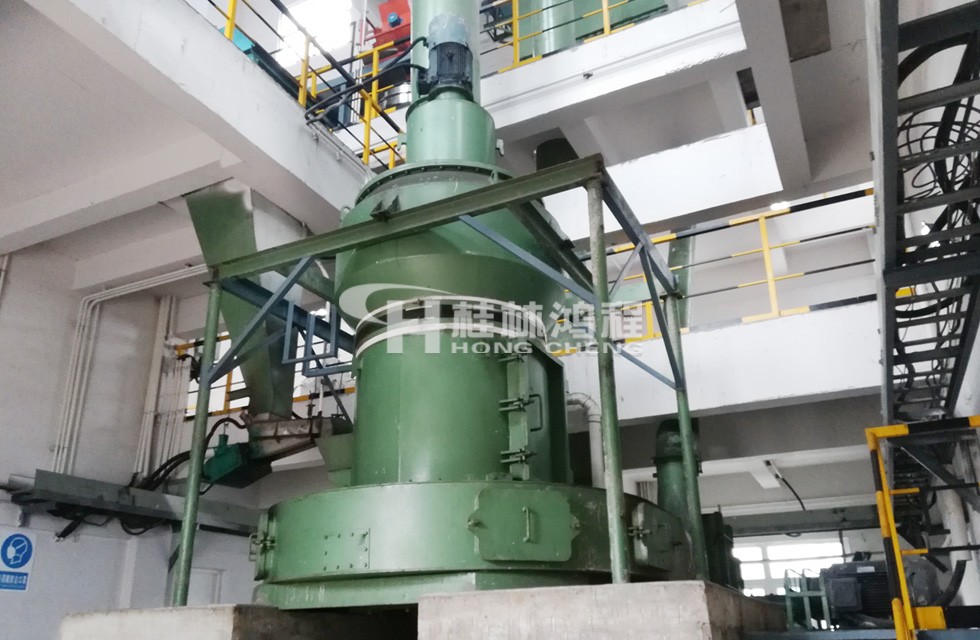 5R4121打礦石粉機(jī)器多少錢一臺(tái) 雷蒙磨粉機(jī)多少錢一臺(tái)？幾萬(wàn)到幾十萬(wàn)不等